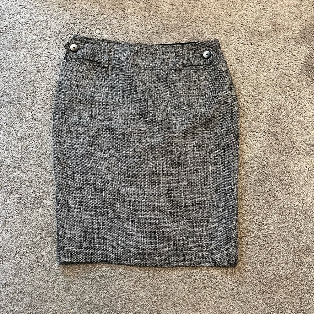 Carlisle size 14  Tweed Pencil Skirt